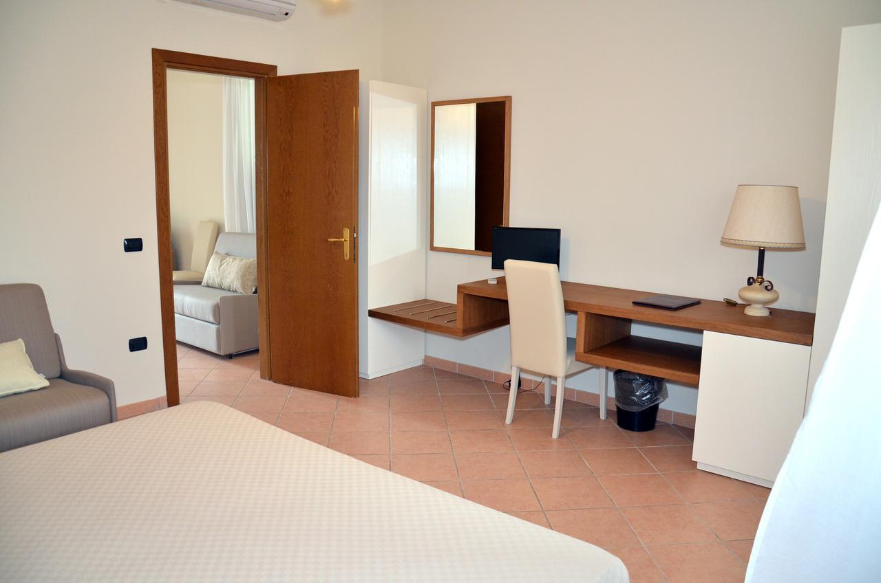 Tenuta Caradonna Lequile Esterno foto